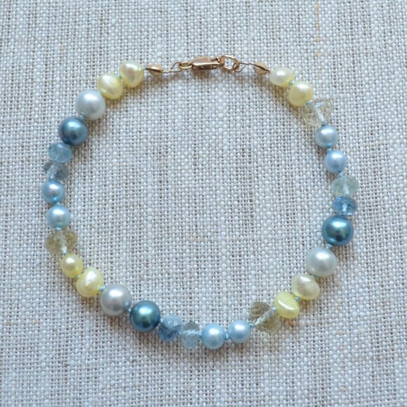 Hand Knotted Pearl and Aquamarine Bracelet - Handmade - Picture 6 of 14
